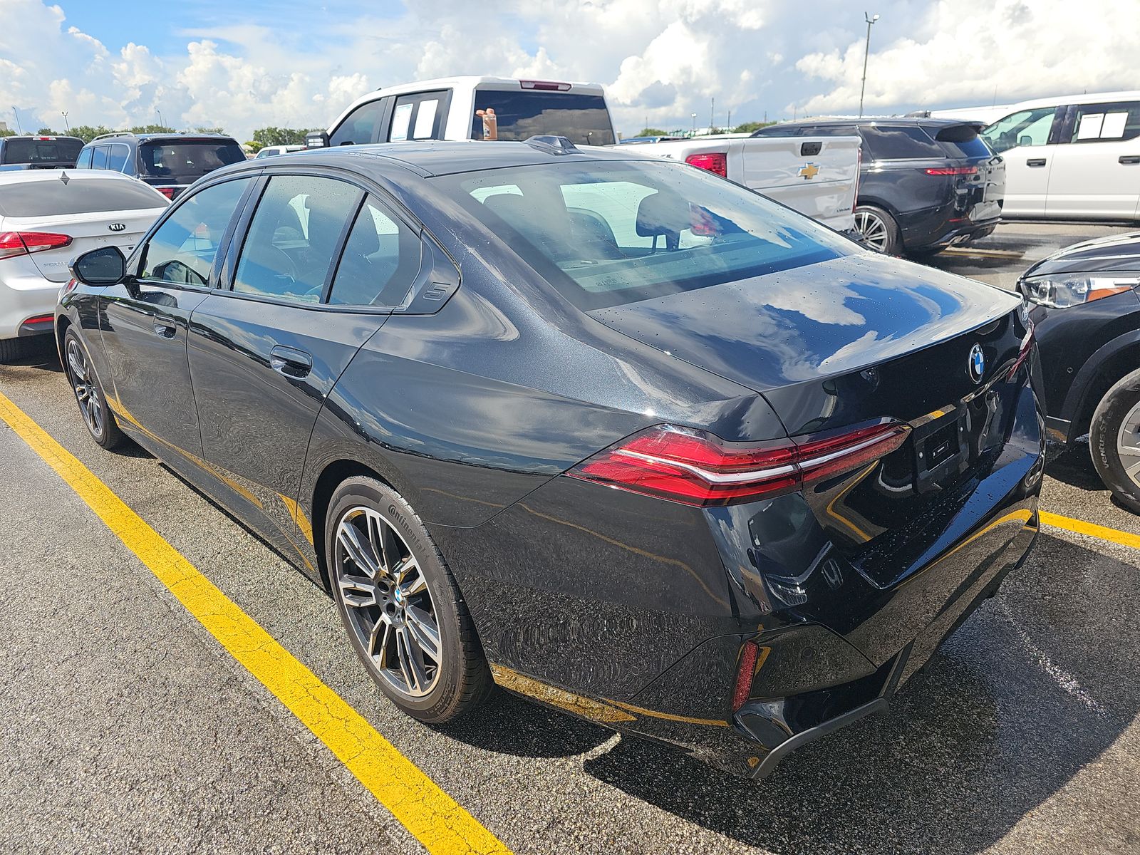 2024 BMW 5 Series 530i RWD