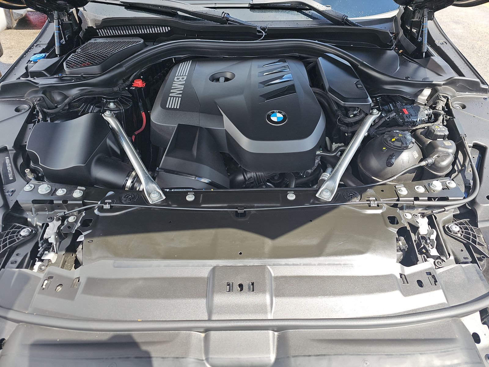 2024 BMW 5 Series 530i RWD