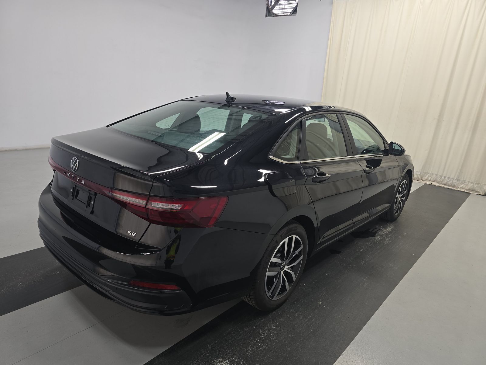 2025 Volkswagen Jetta 1.5T SE FWD