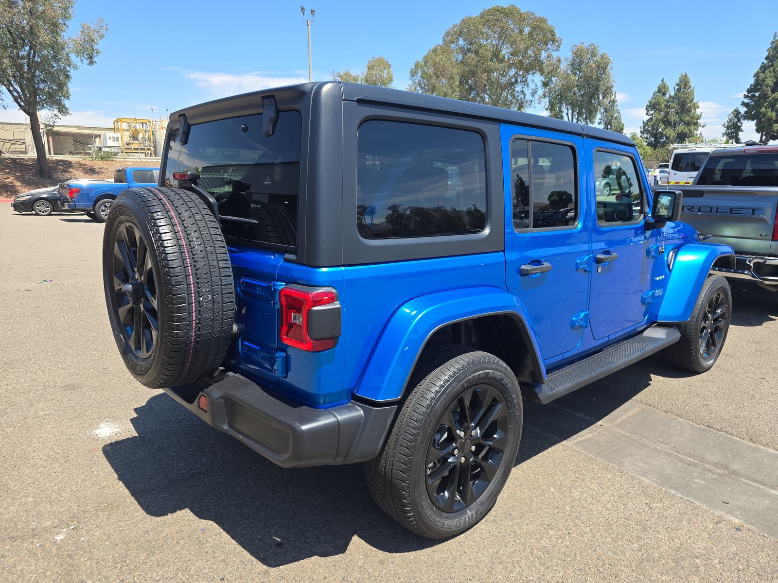 2022 Jeep Wrangler Unlimited 4xe Sahara AWD
