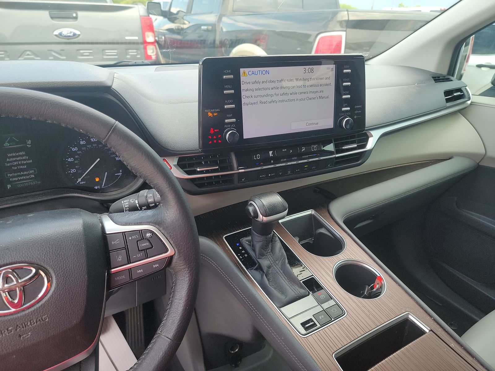 2021 Toyota Sienna XLE FWD