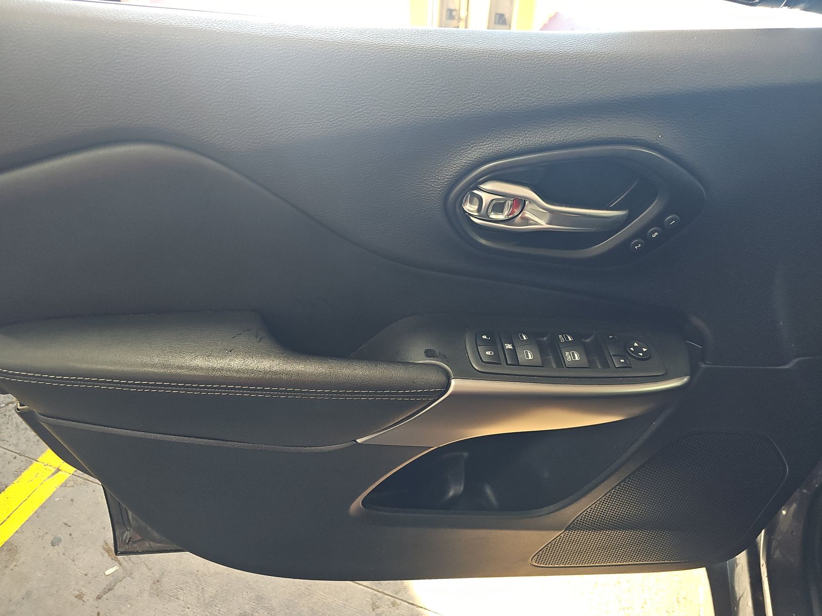 2022 Jeep Cherokee Limited AWD