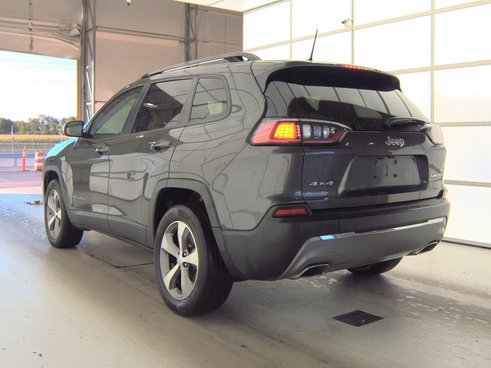 2022 Jeep Cherokee Limited AWD