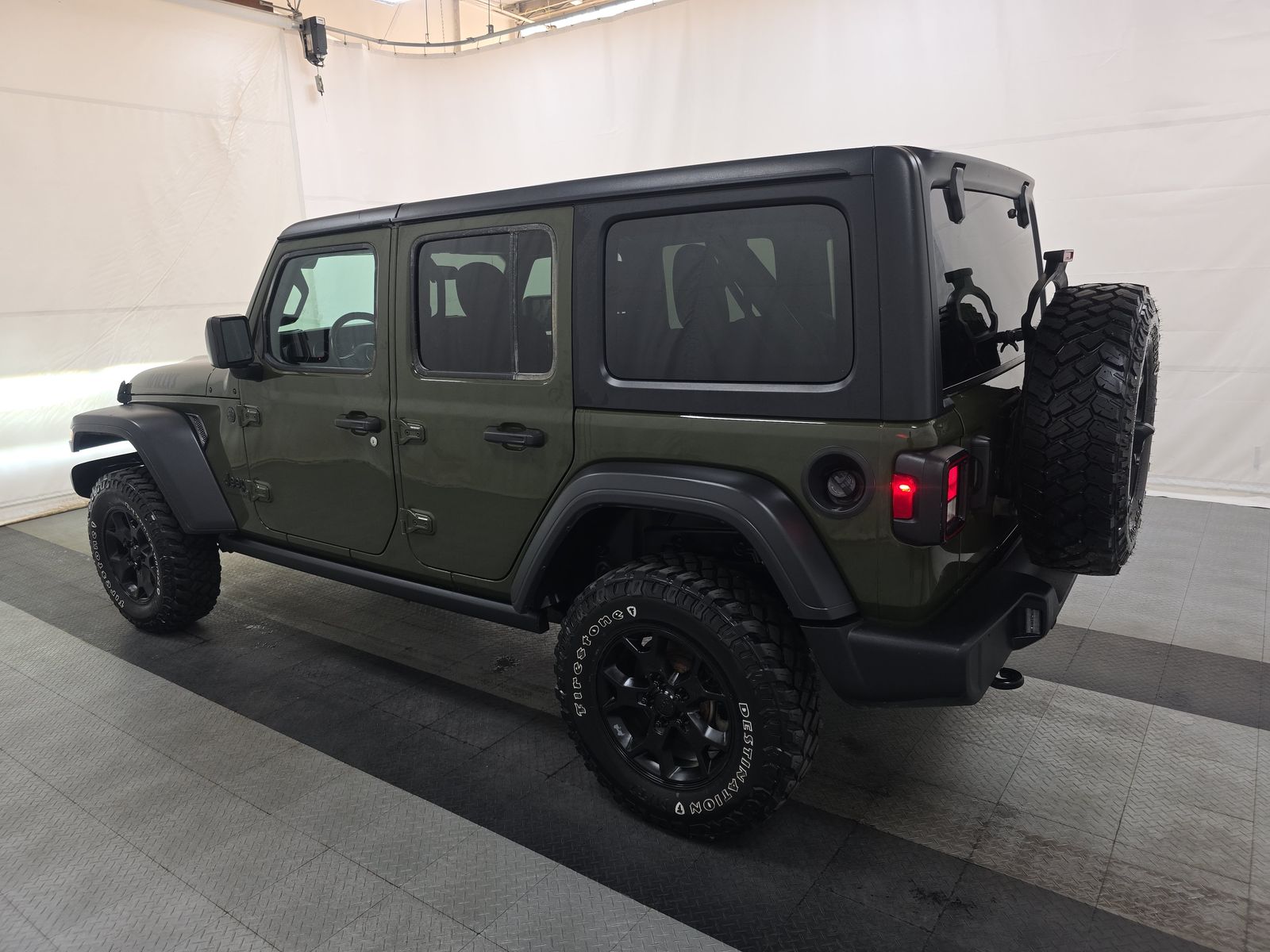2023 Jeep Wrangler Willys AWD