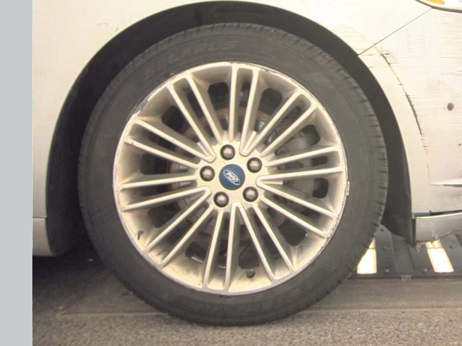 2015 Ford Fusion SE FWD