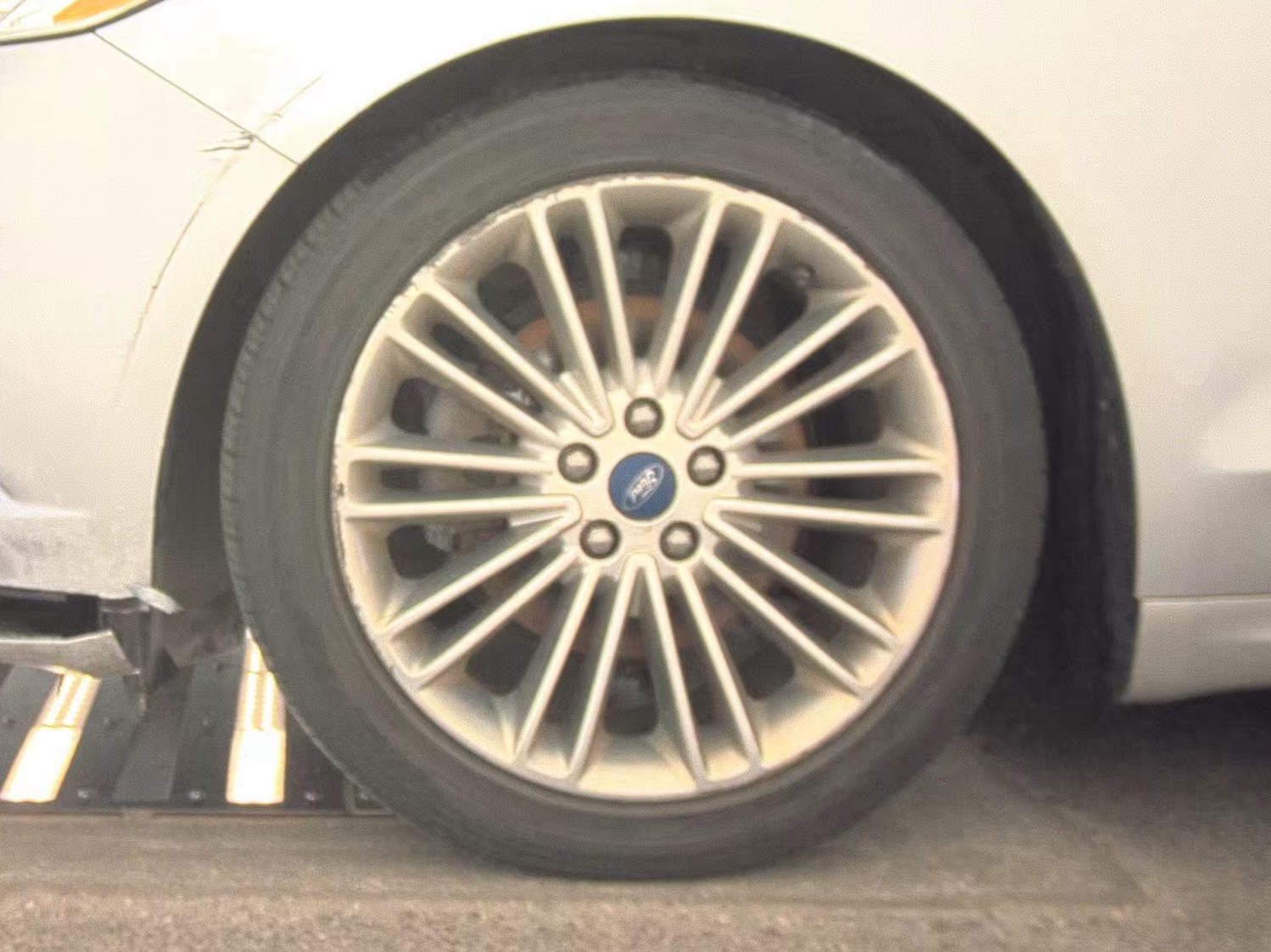 2015 Ford Fusion SE FWD