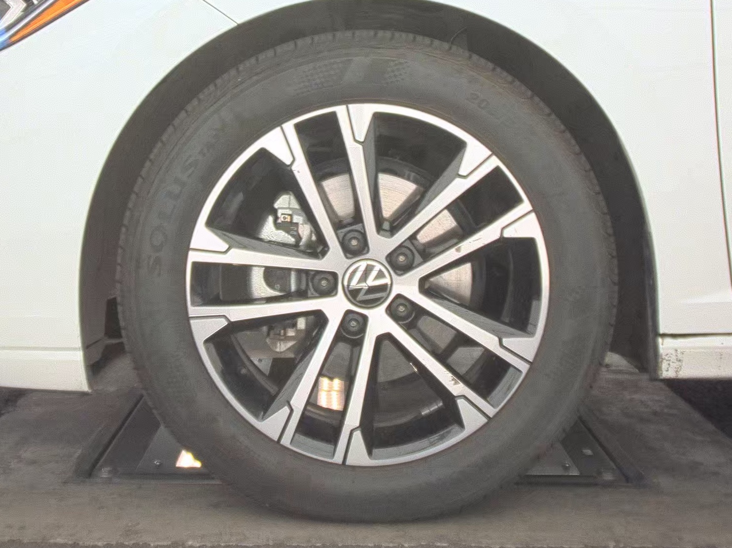 2025 Volkswagen Jetta 1.5T Sport FWD