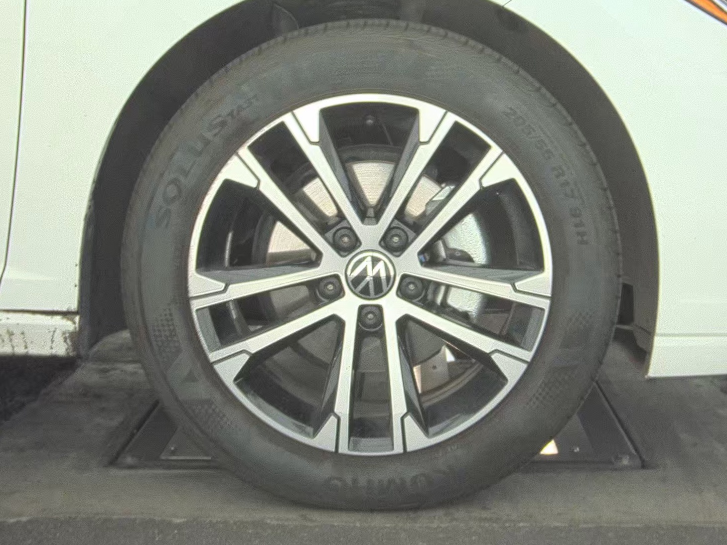 2025 Volkswagen Jetta 1.5T Sport FWD