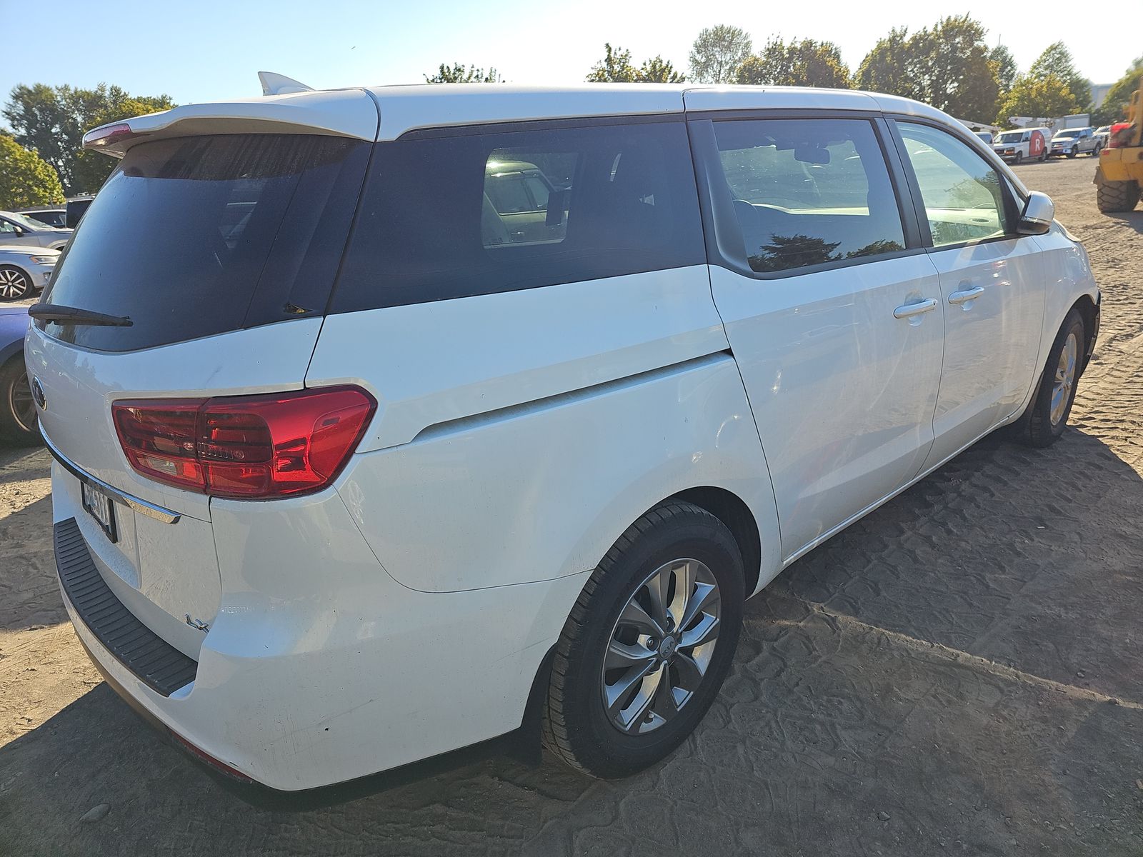2020 Kia Sedona LX FWD