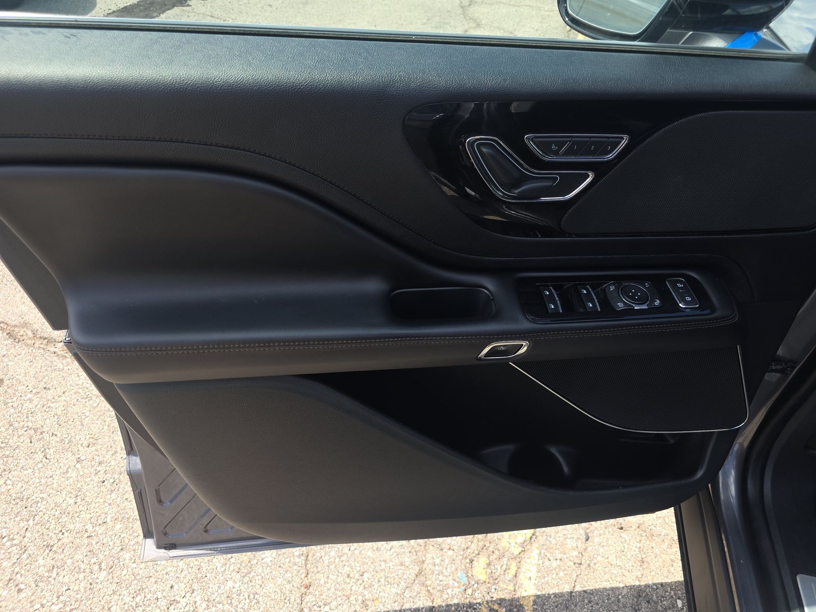 2021 Lincoln Aviator Standard AWD
