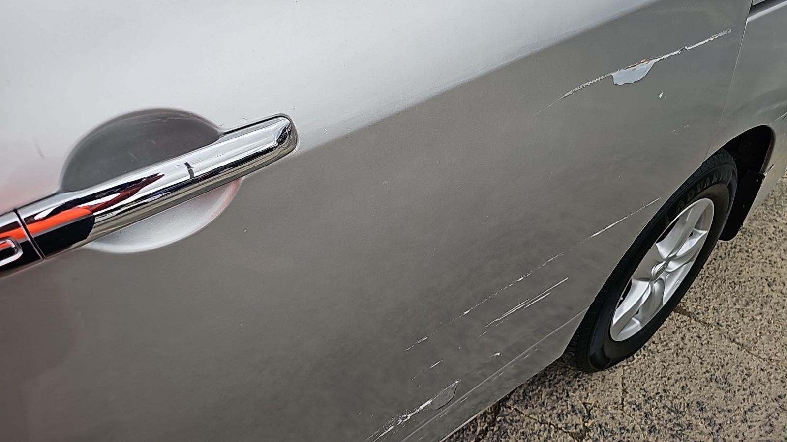 2014 Nissan Quest SV FWD