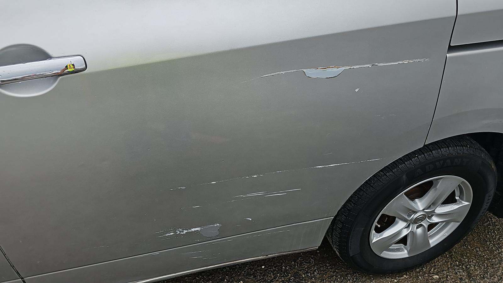 2014 Nissan Quest SV FWD