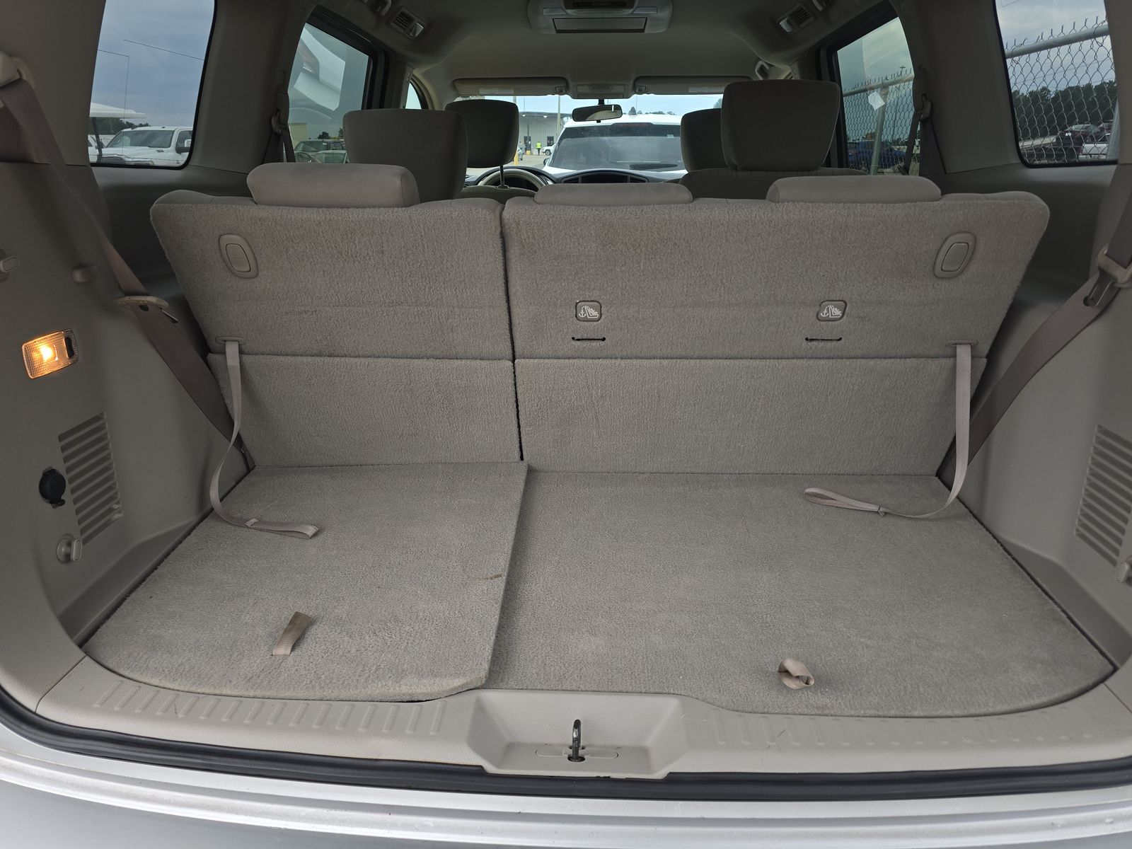 2014 Nissan Quest SV FWD