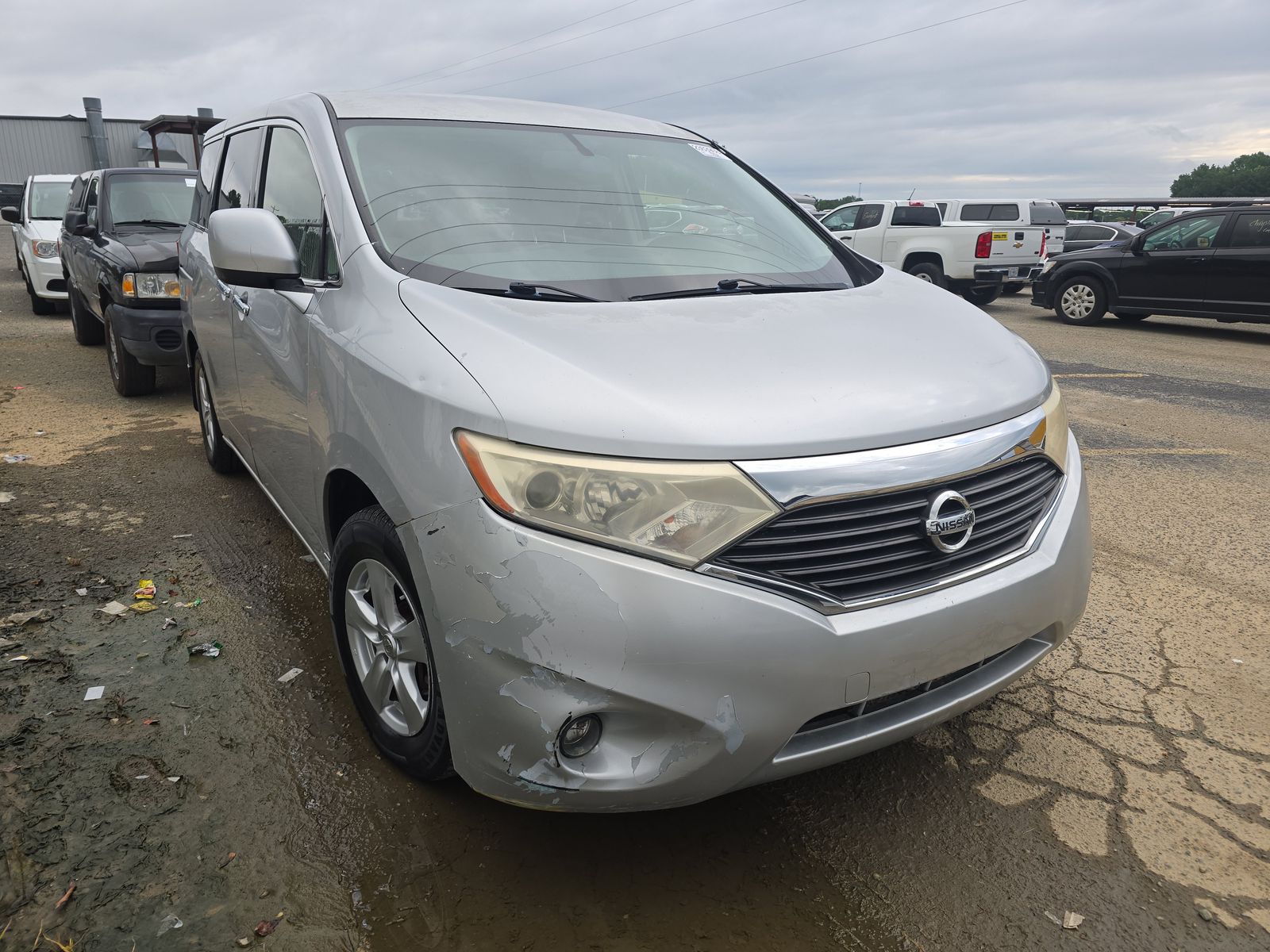 2014 Nissan Quest SV FWD