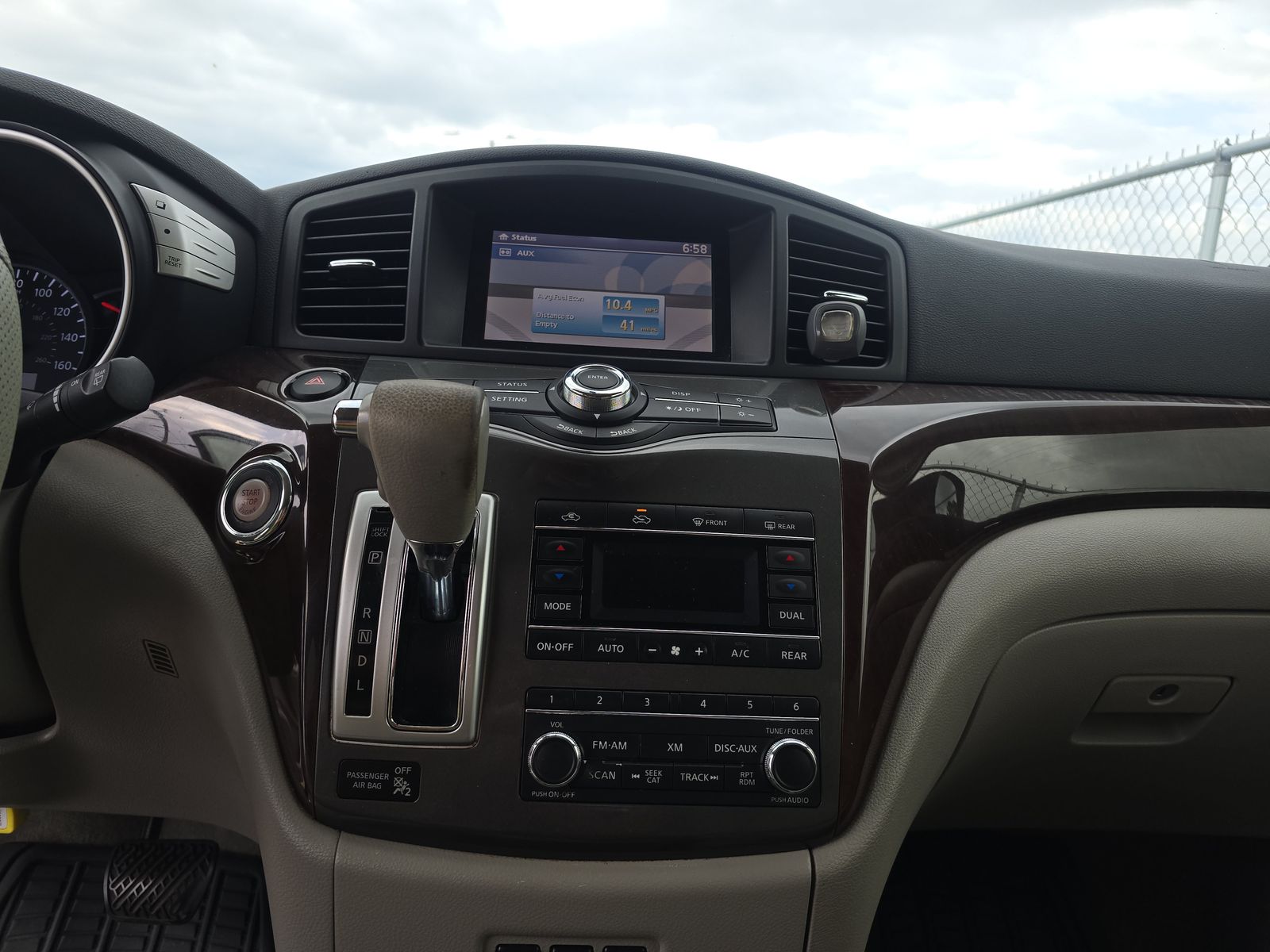 2014 Nissan Quest SV FWD