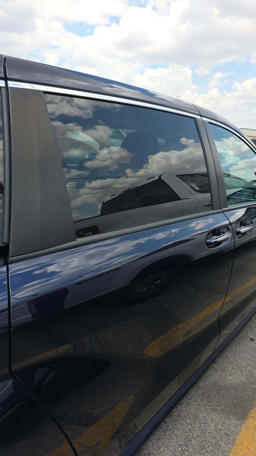 2022 Toyota Sienna XLE FWD
