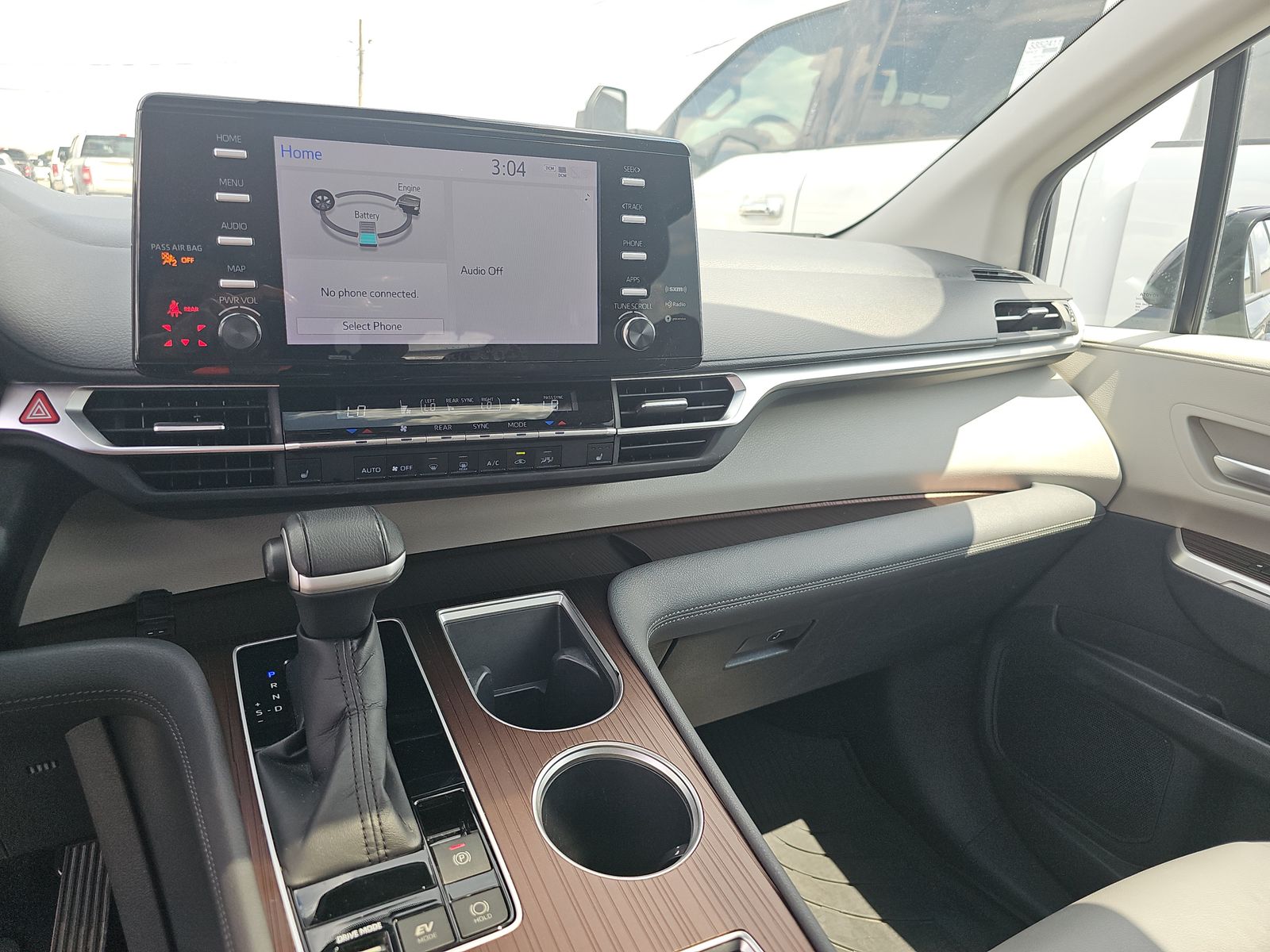 2022 Toyota Sienna XLE FWD