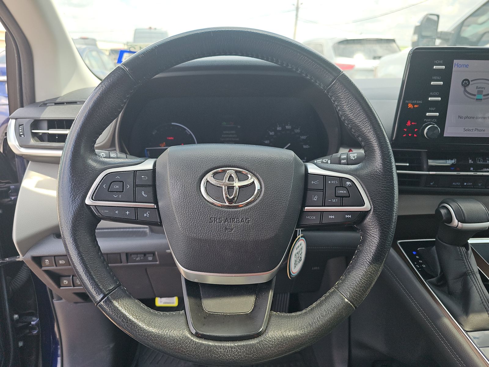 2022 Toyota Sienna XLE FWD