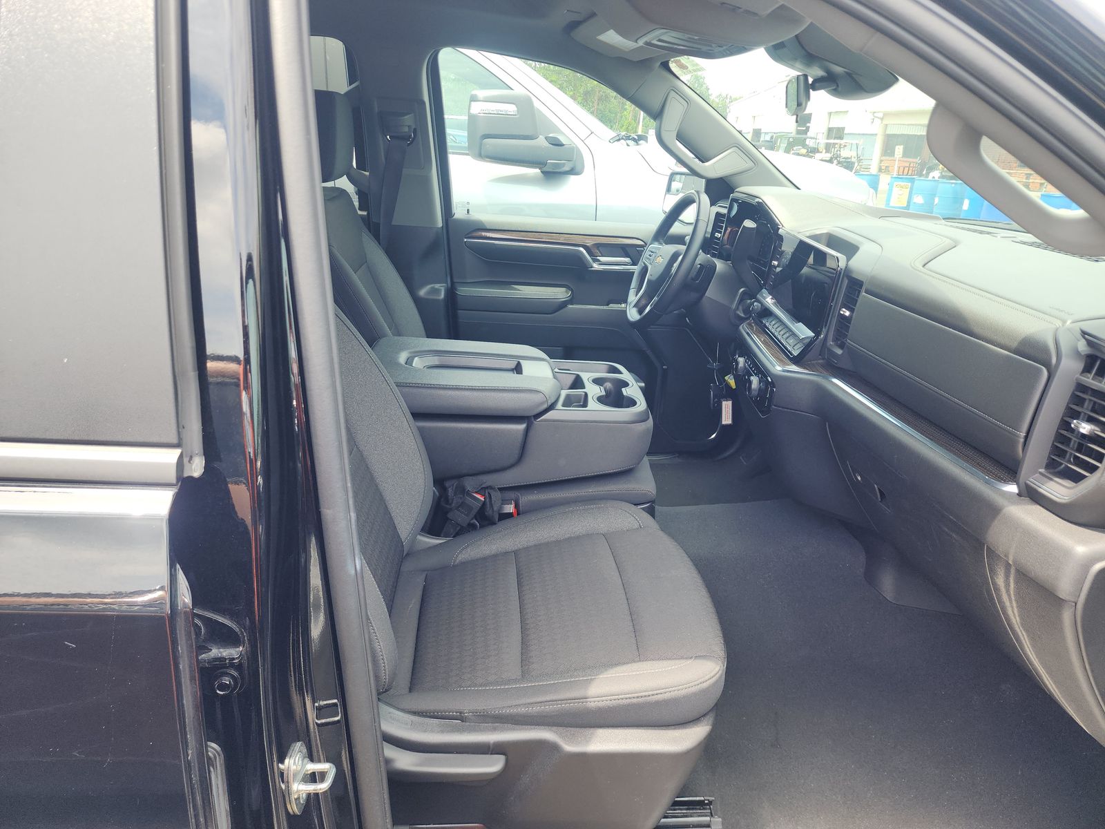 2024 Chevrolet Silverado 1500 LT RWD