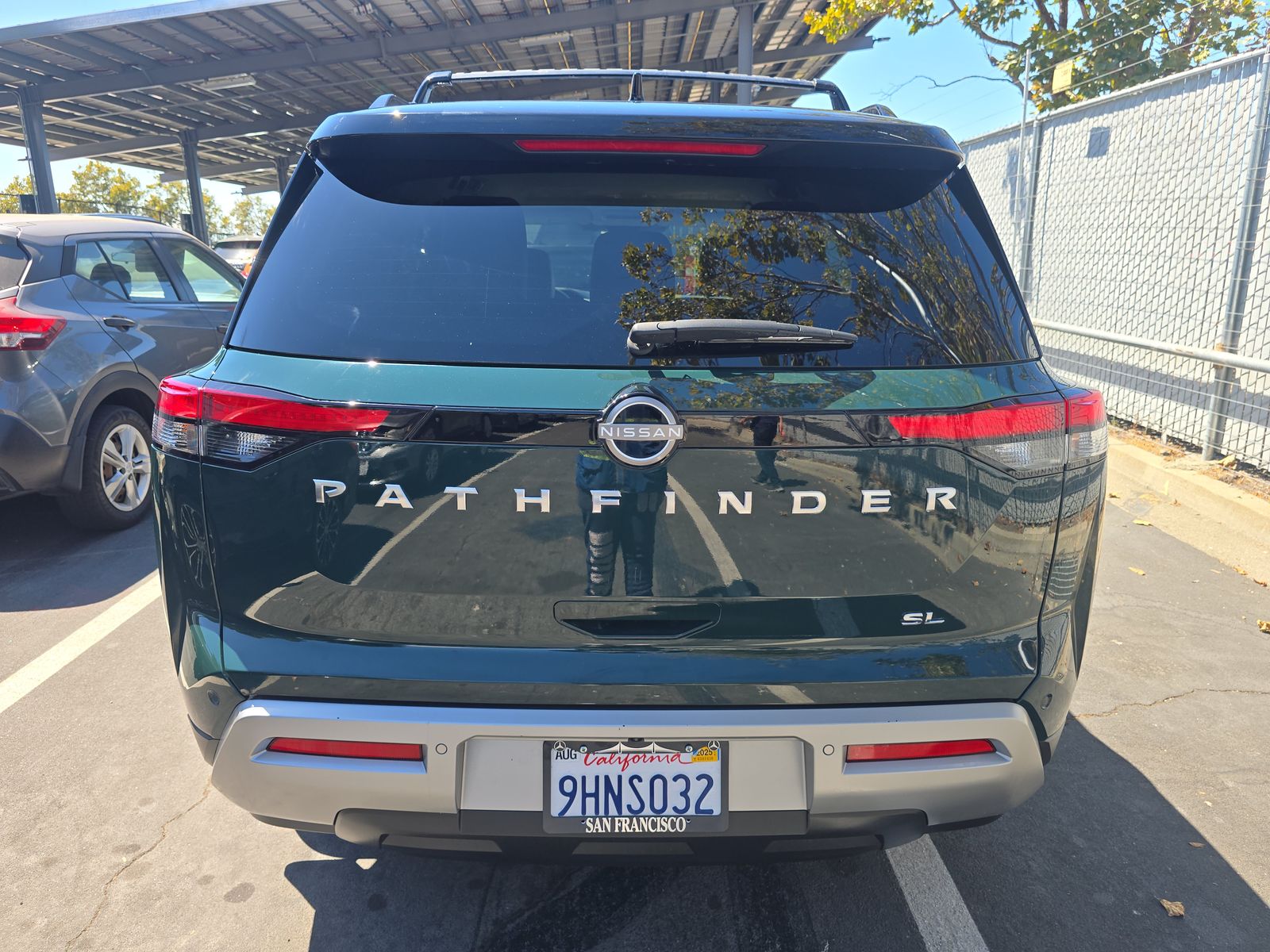 2023 Nissan Pathfinder SL FWD