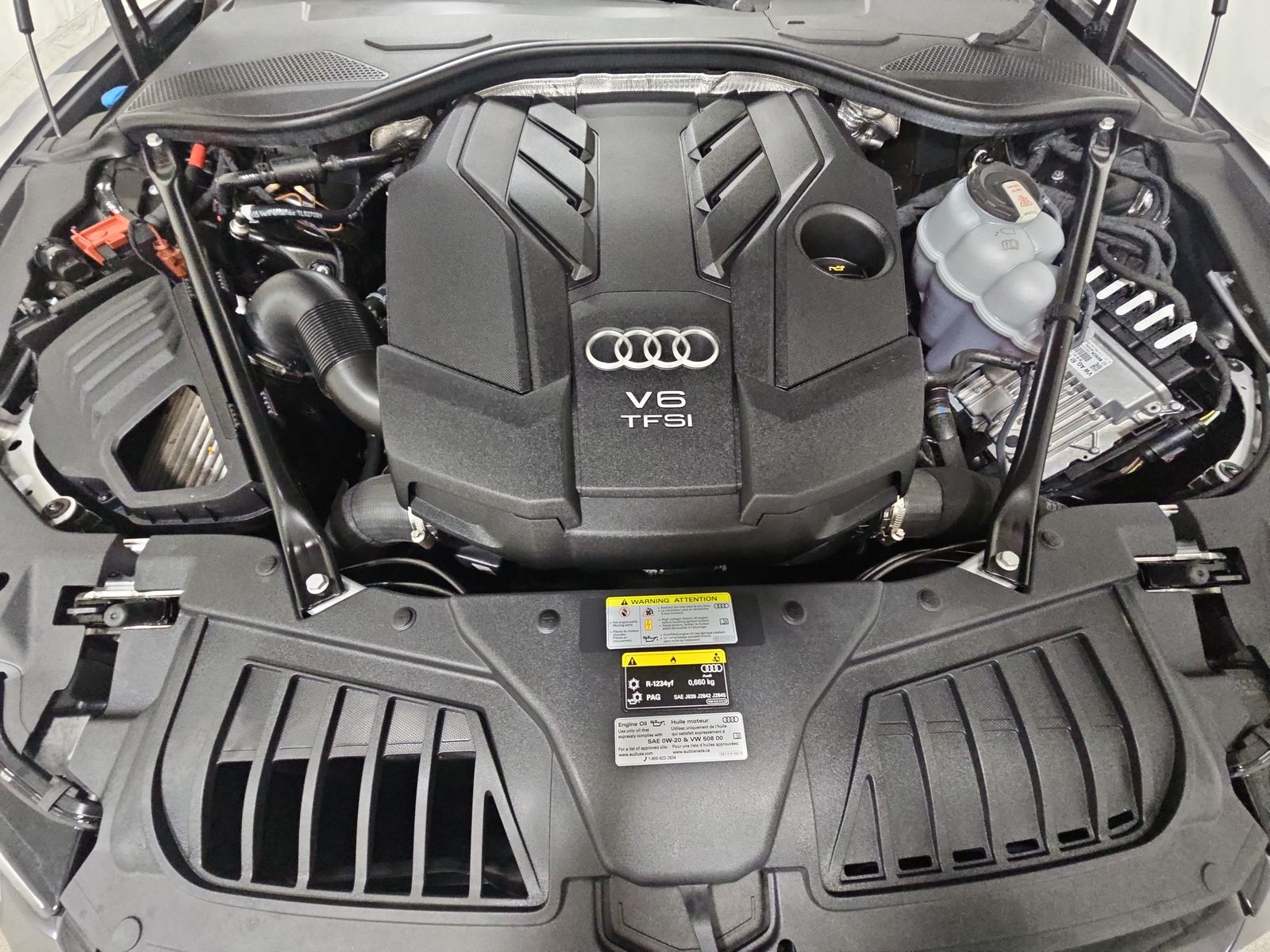 2022 Audi A8 Base AWD