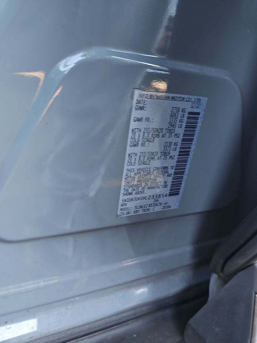 2023 Nissan Pathfinder Platinum AWD