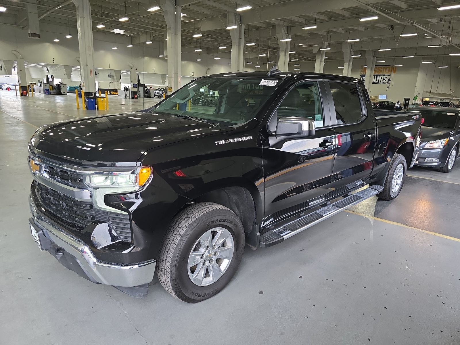 2024 Chevrolet Silverado 1500 LT AWD
