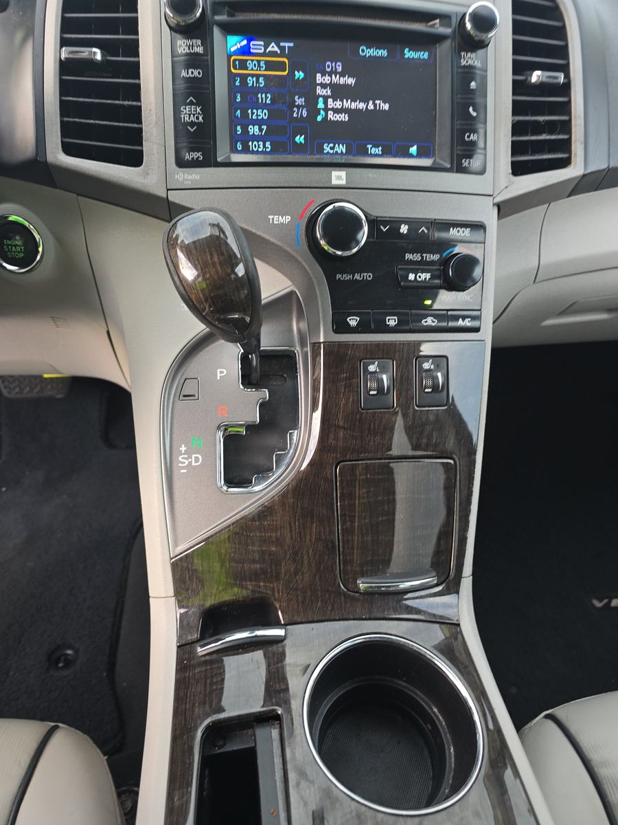 2014 Toyota Venza XLE FWD