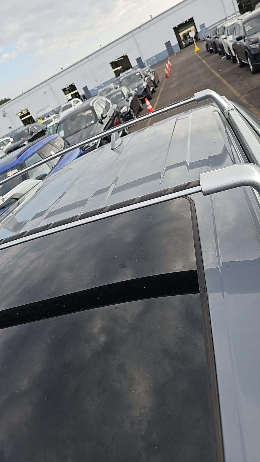 2023 Nissan Pathfinder Platinum AWD