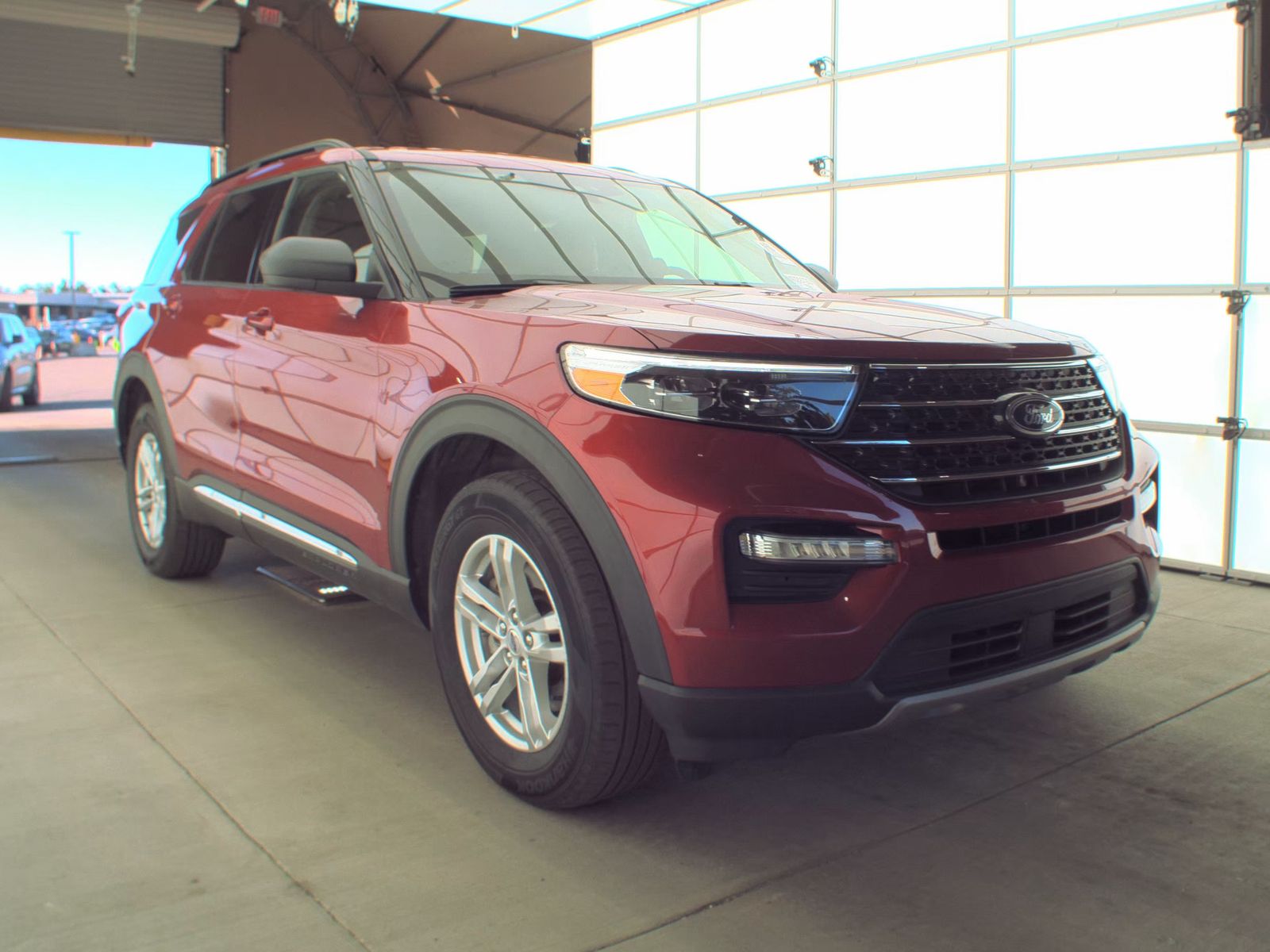 2023 Ford Explorer XLT AWD