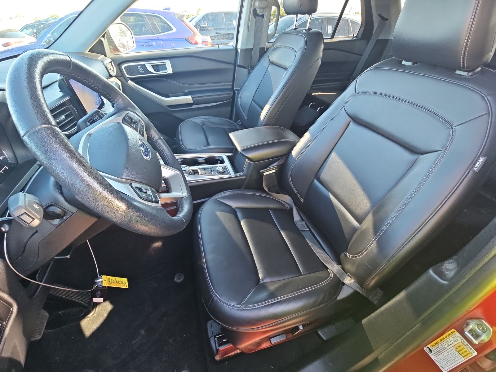 2023 Ford Explorer XLT AWD
