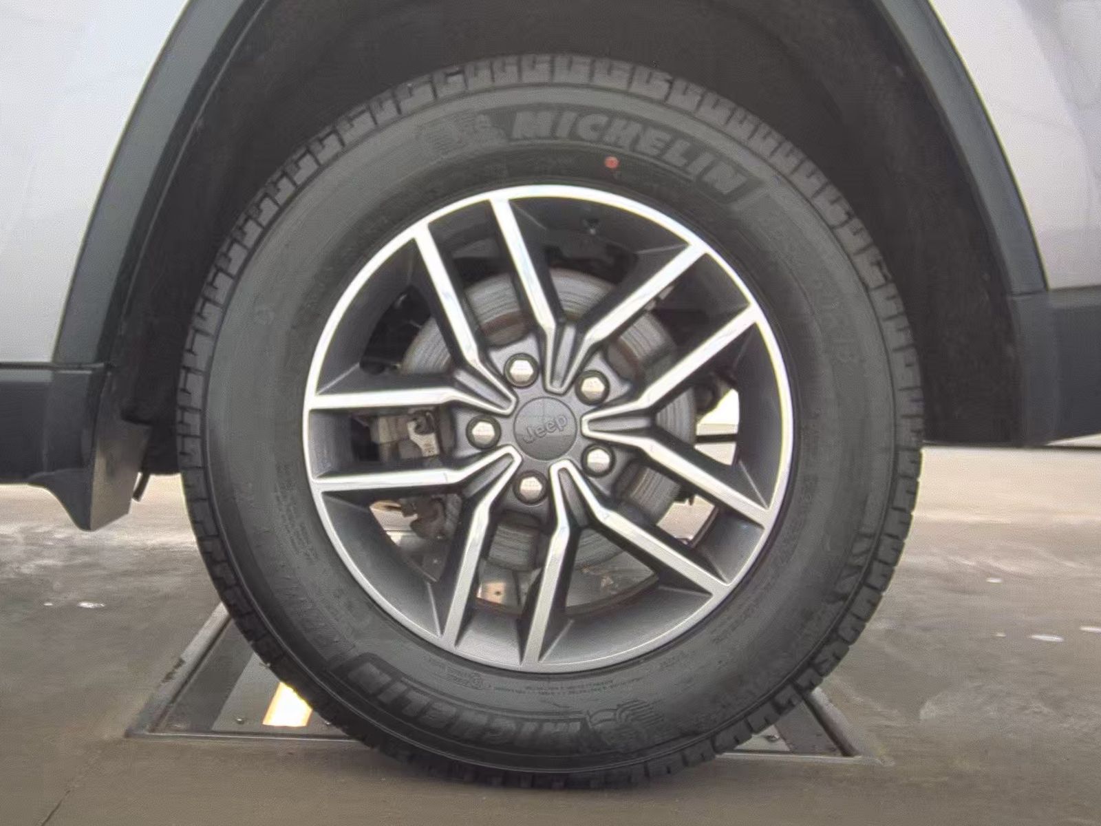 2020 Jeep Grand Cherokee Limited AWD