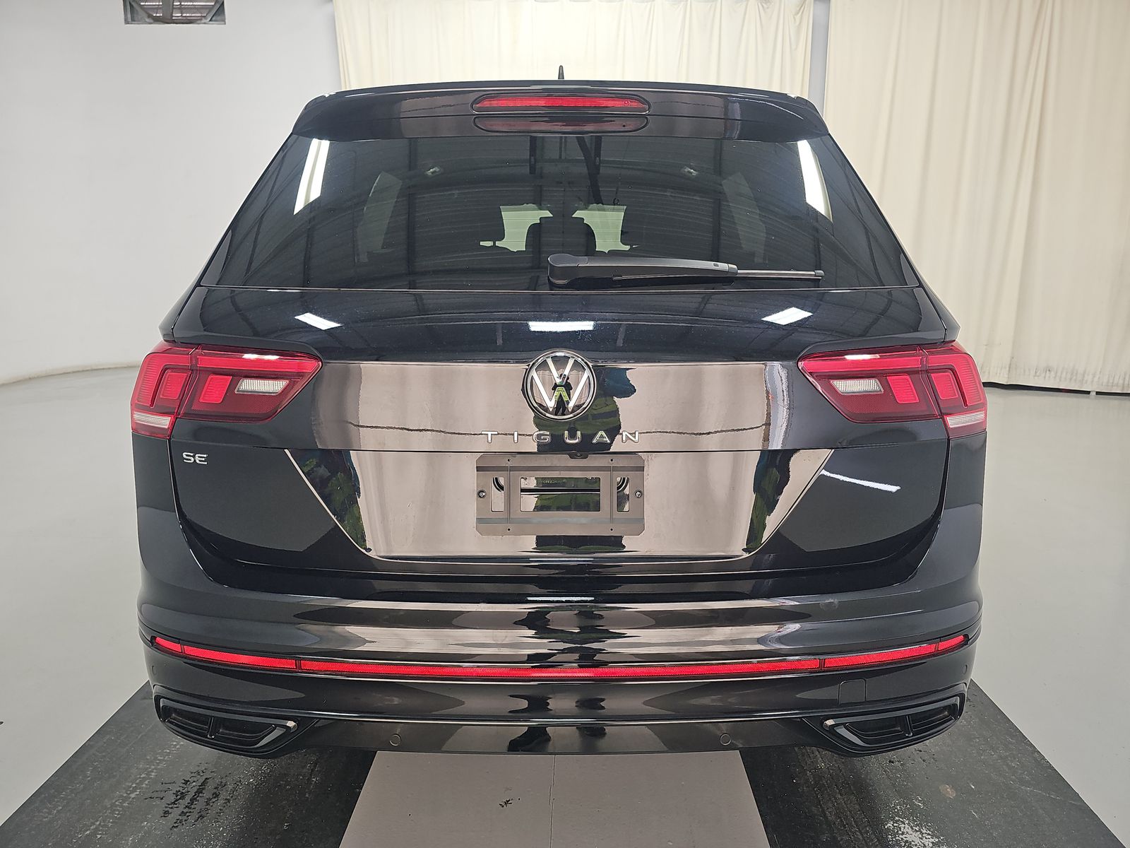 2024 Volkswagen Tiguan 2.0T SE R-Line Black FWD