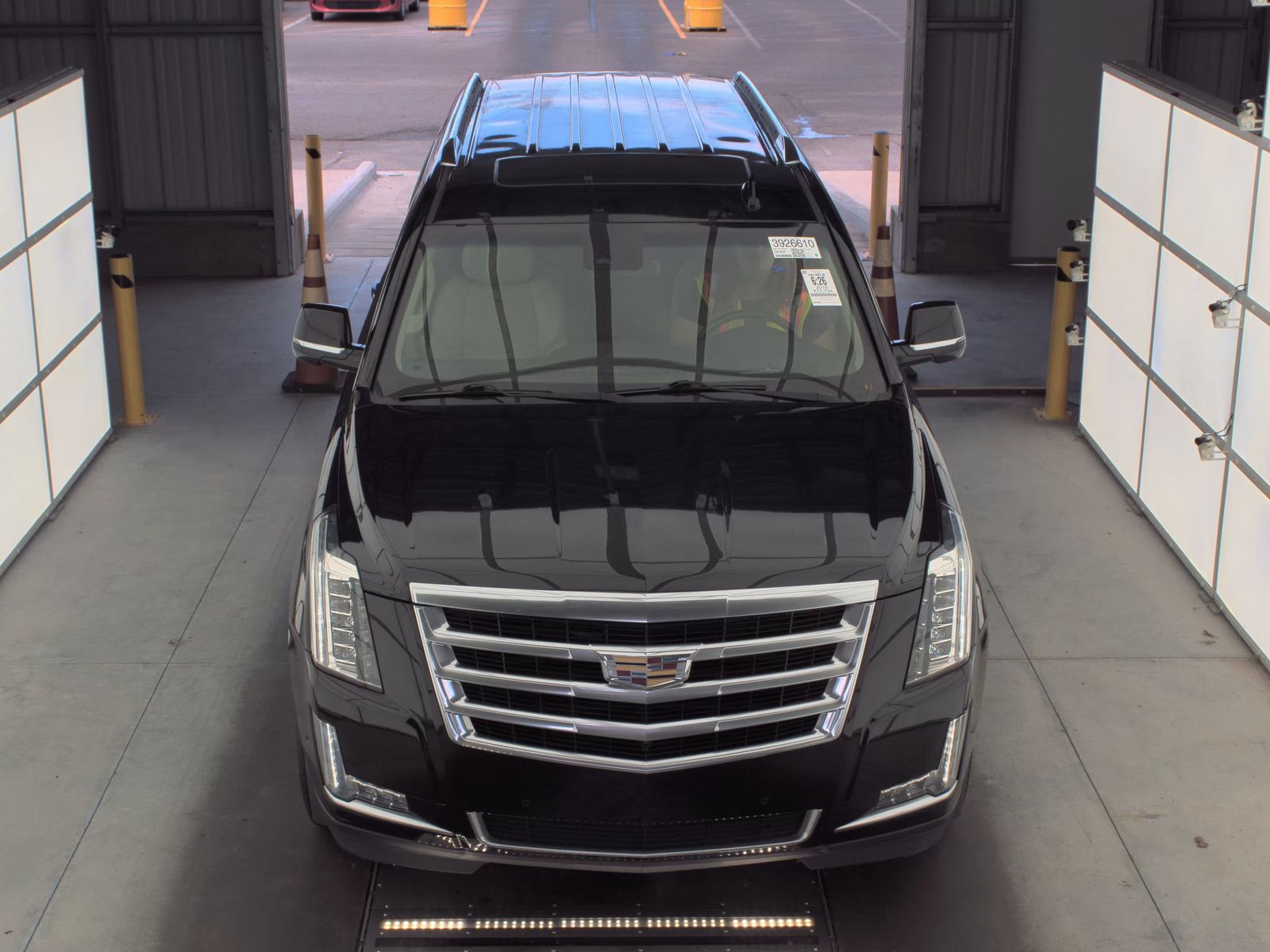 2018 Cadillac Escalade ESV Luxury AWD