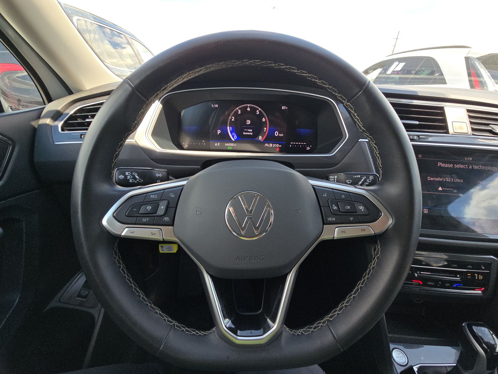 2024 Volkswagen Tiguan 2.0T SE FWD