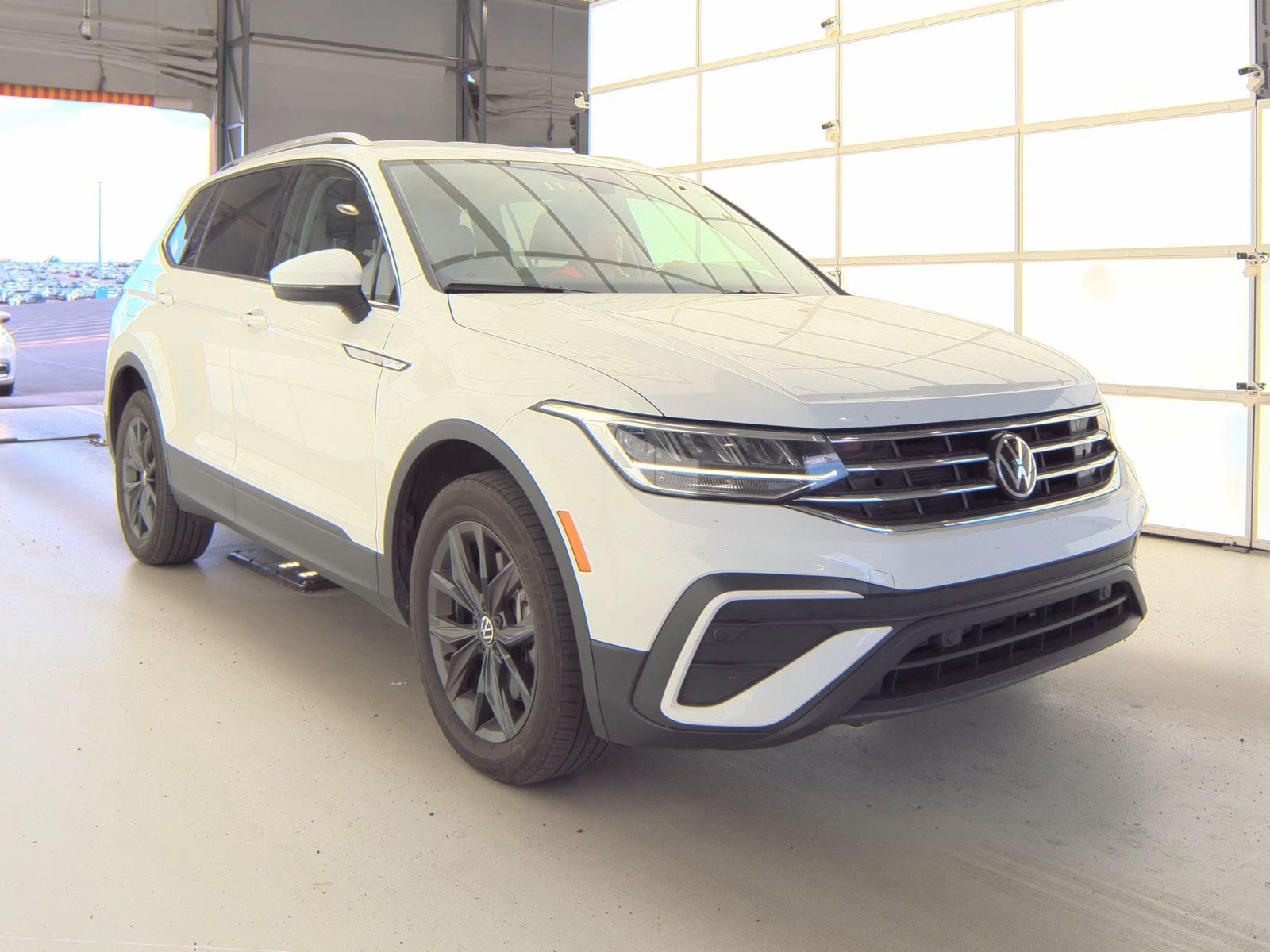 2024 Volkswagen Tiguan 2.0T SE FWD