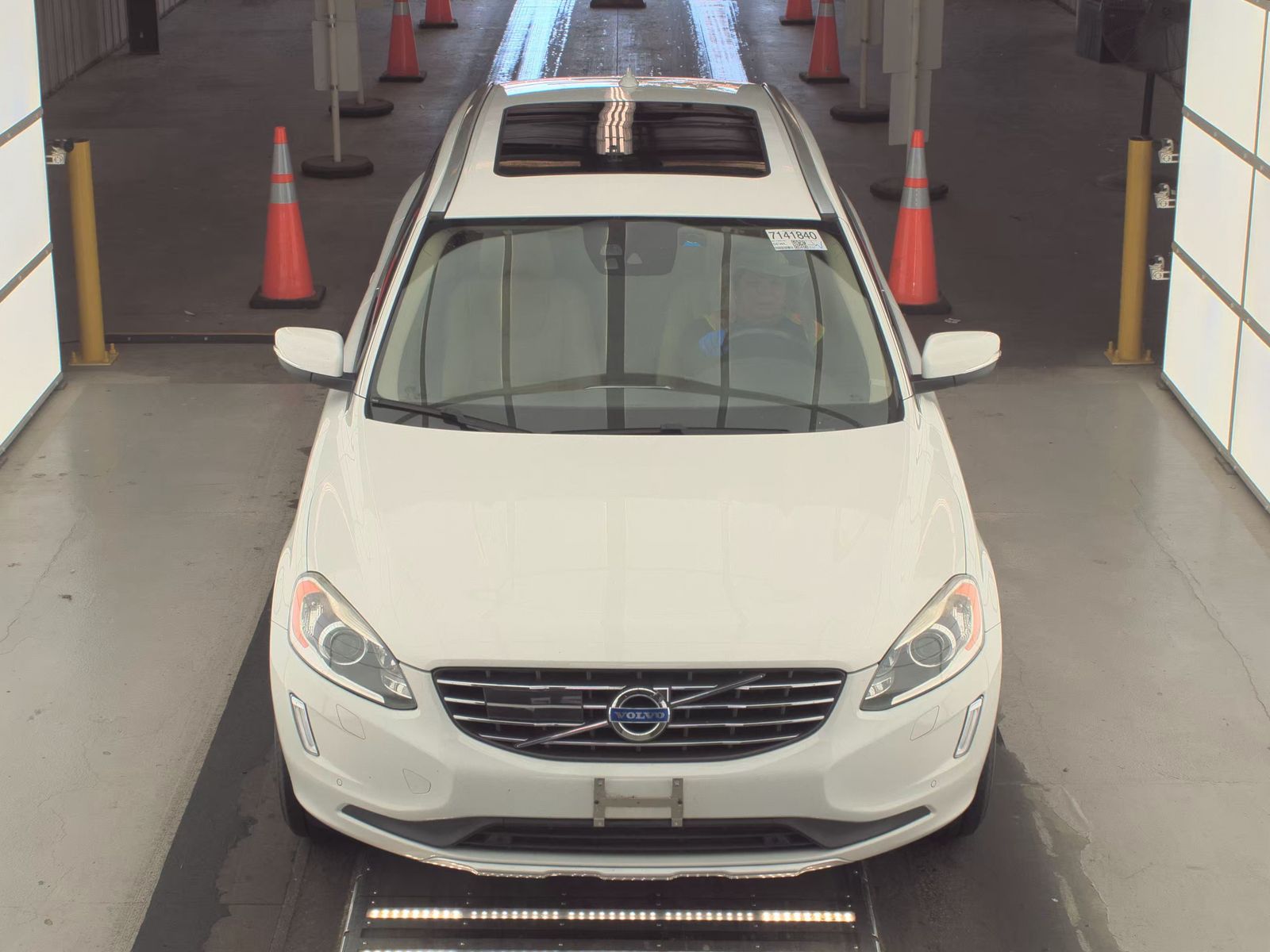 2015 Volvo XC60 T6 Platinum AWD