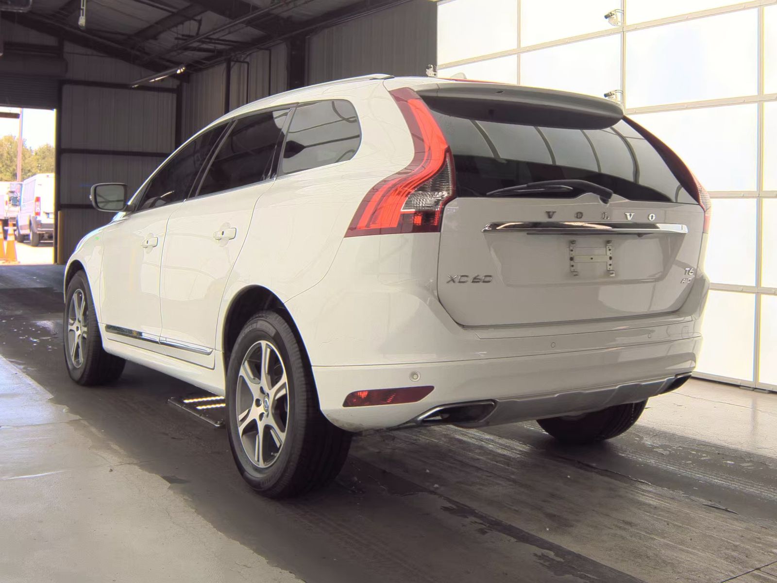 2015 Volvo XC60 T6 Platinum AWD