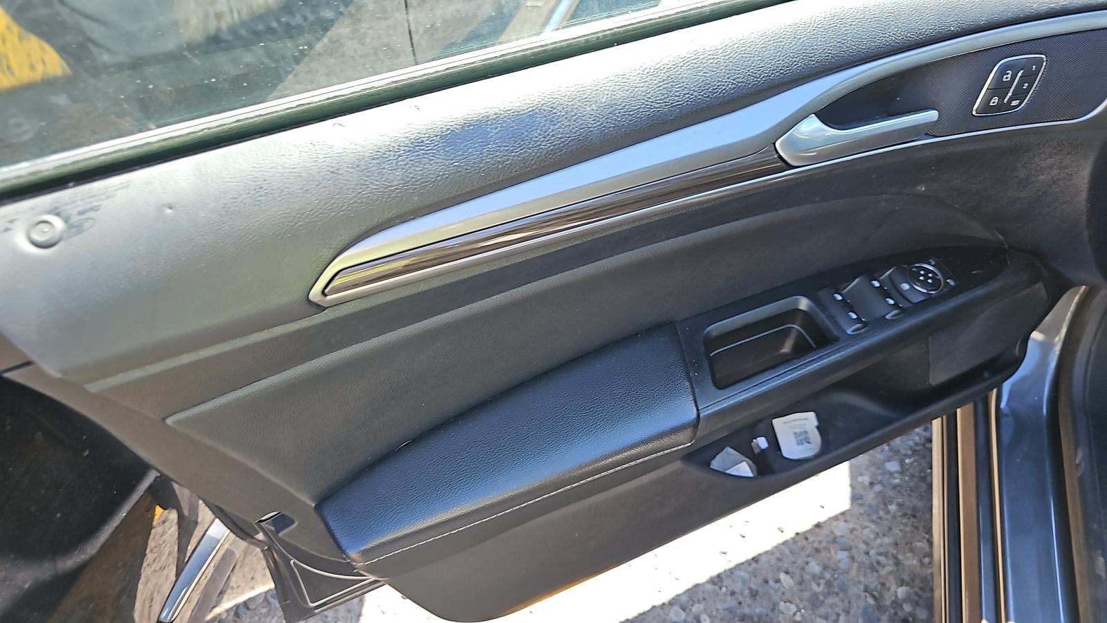 2020 Ford Fusion SEL FWD