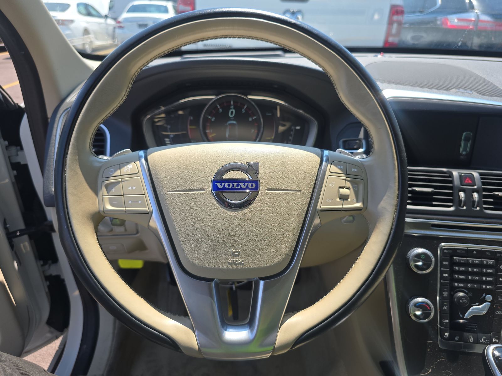 2015 Volvo XC60 T6 Platinum AWD