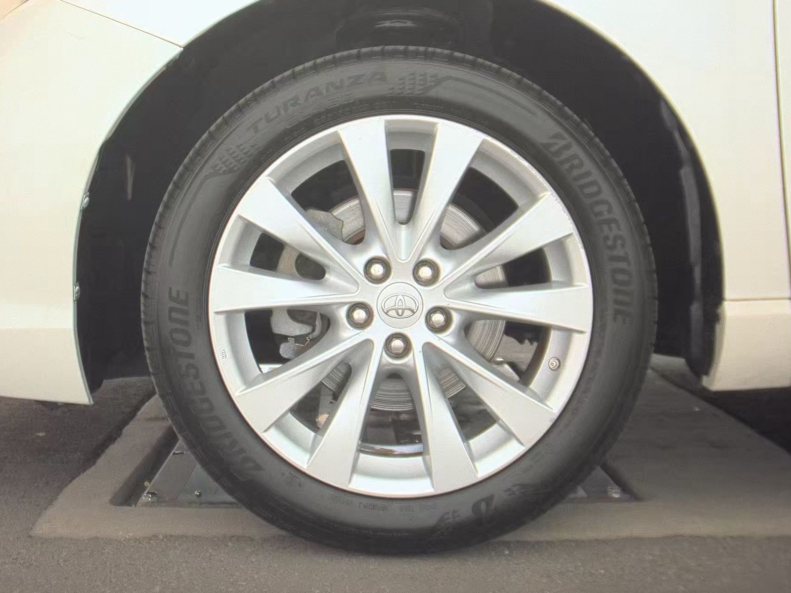 2014 Toyota Venza XLE FWD