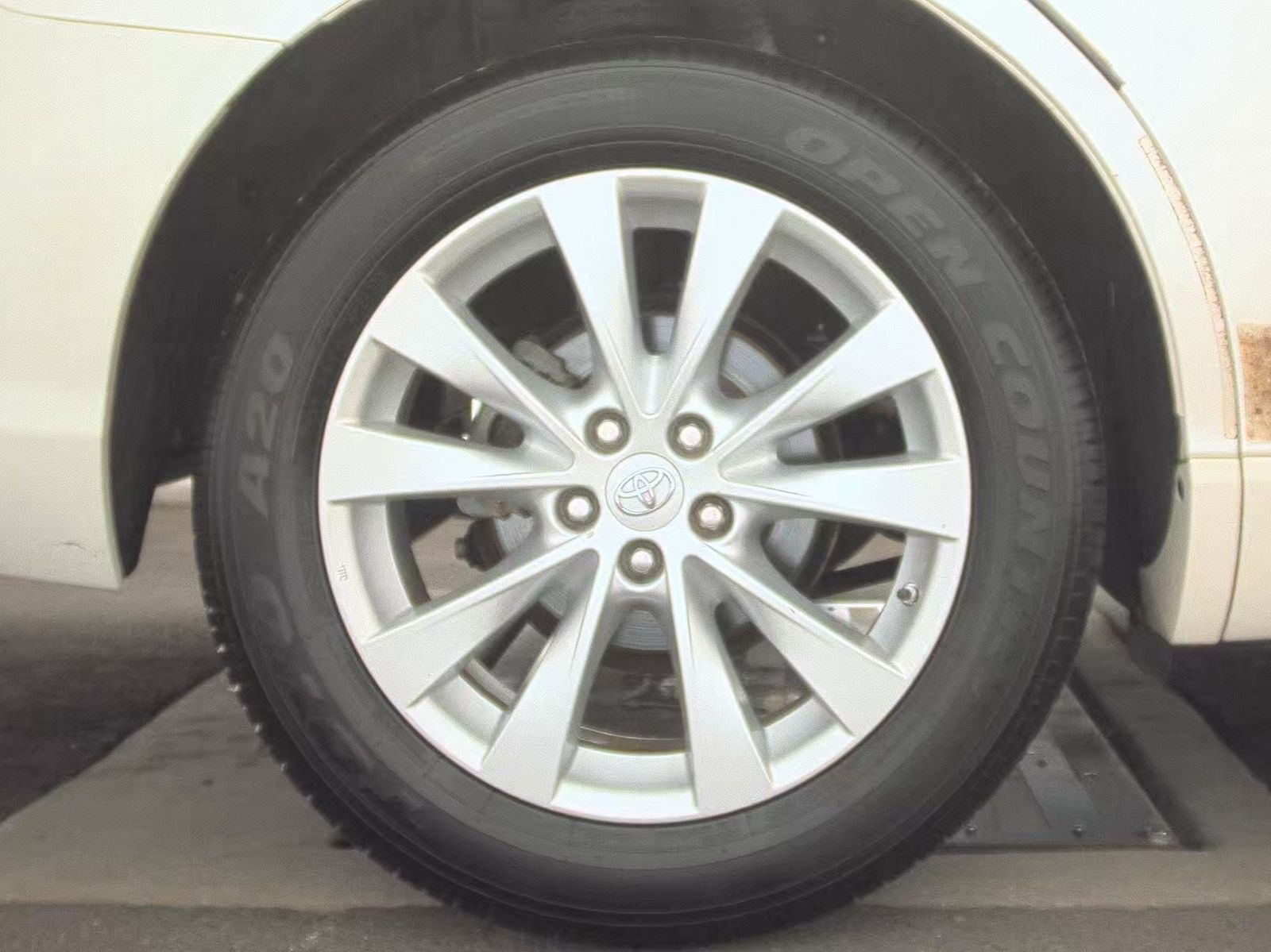 2014 Toyota Venza XLE FWD