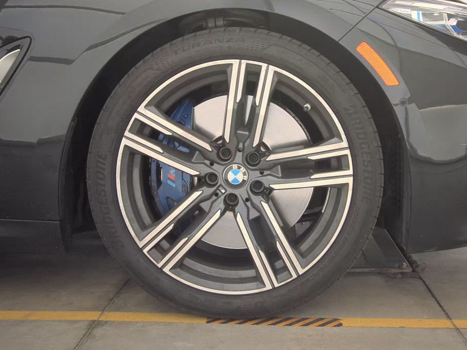 2022 BMW 8 Series 840i RWD