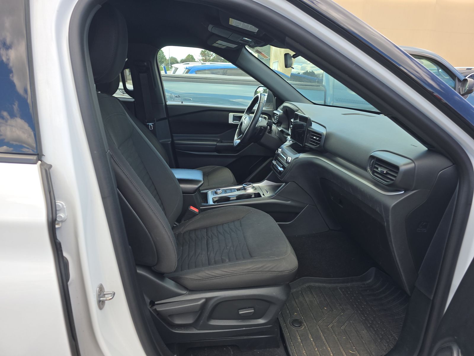2020 Ford Explorer XLT AWD