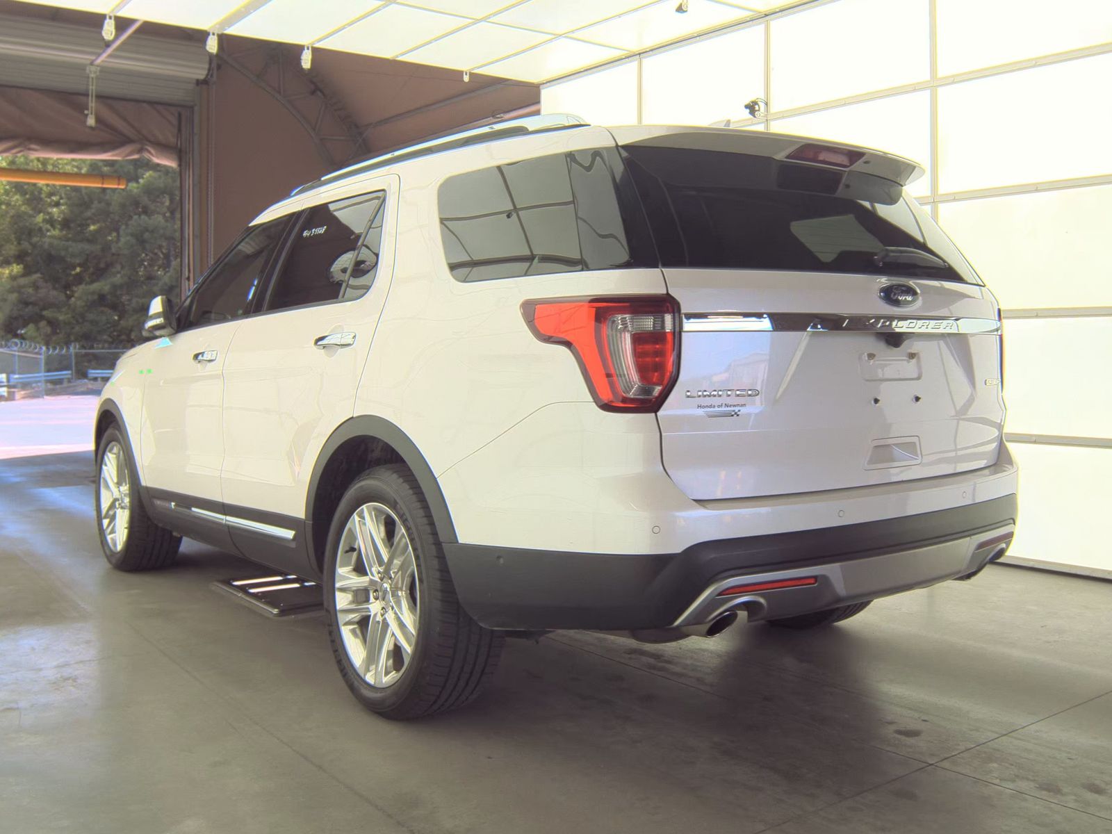 2016 Ford Explorer Limited FWD