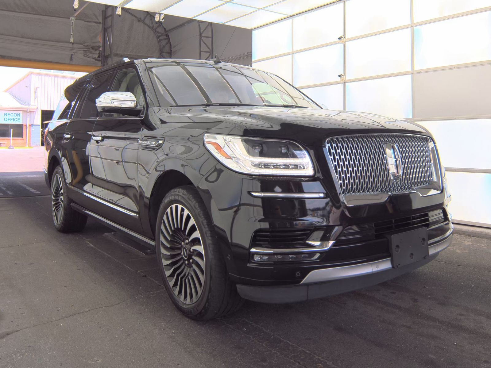 2019 Lincoln Navigator L Black Label AWD