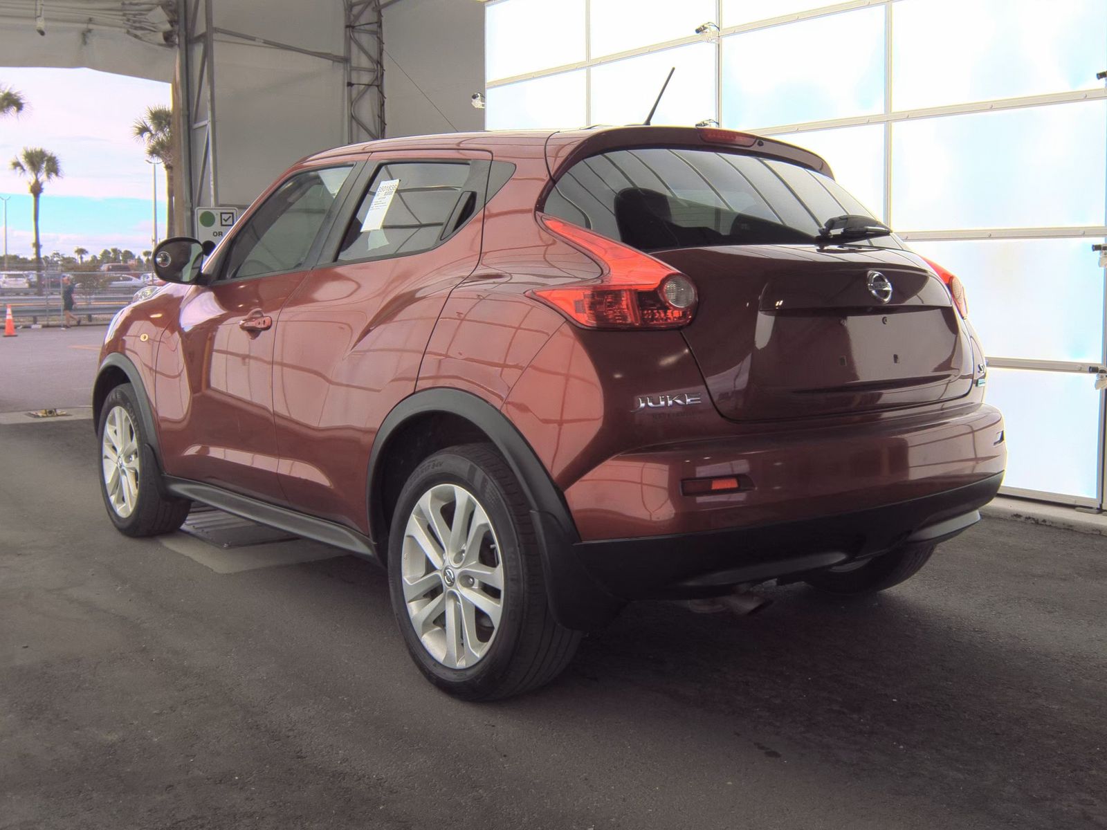 2014 Nissan JUKE SV FWD