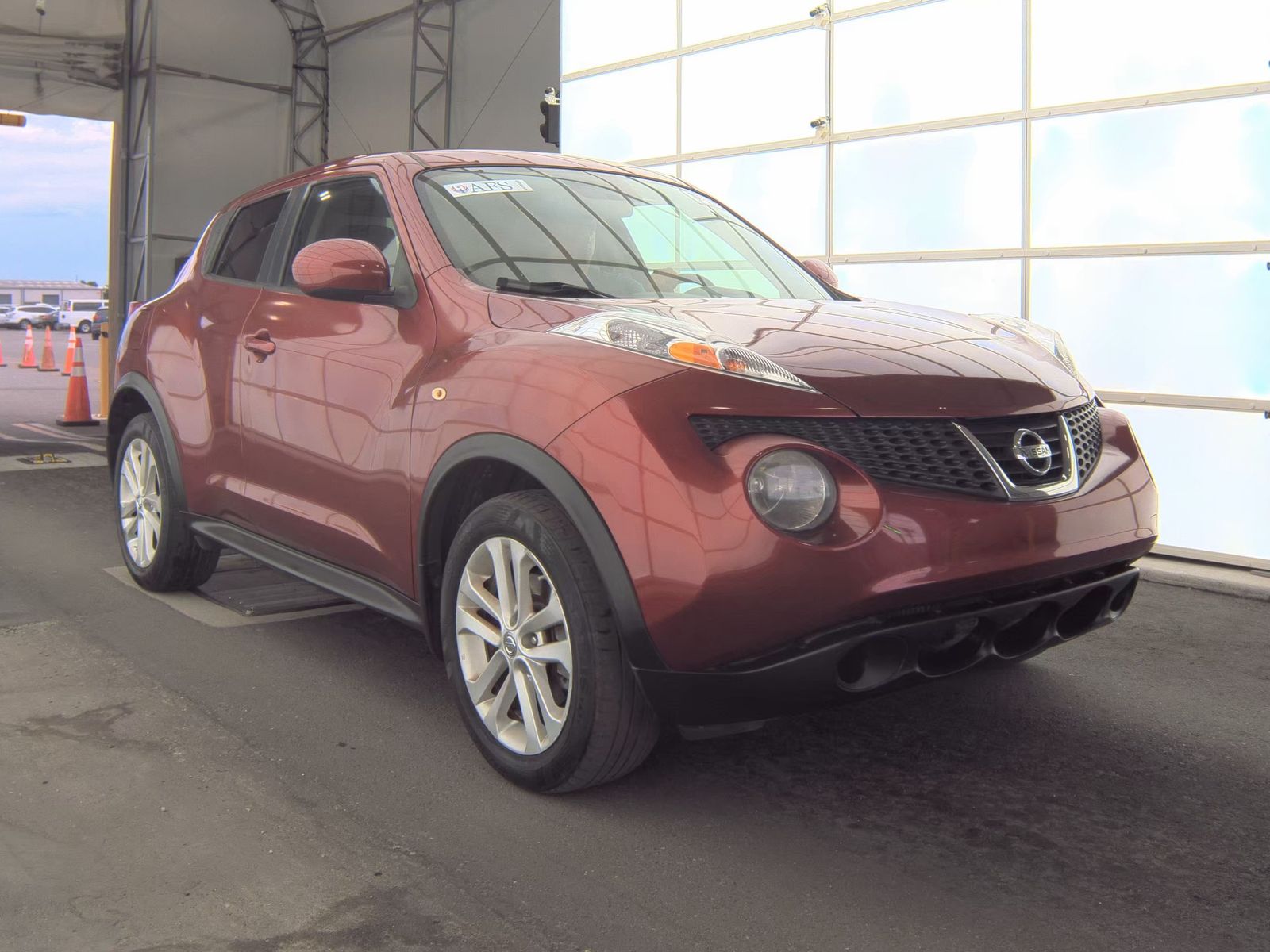 2014 Nissan JUKE SV FWD