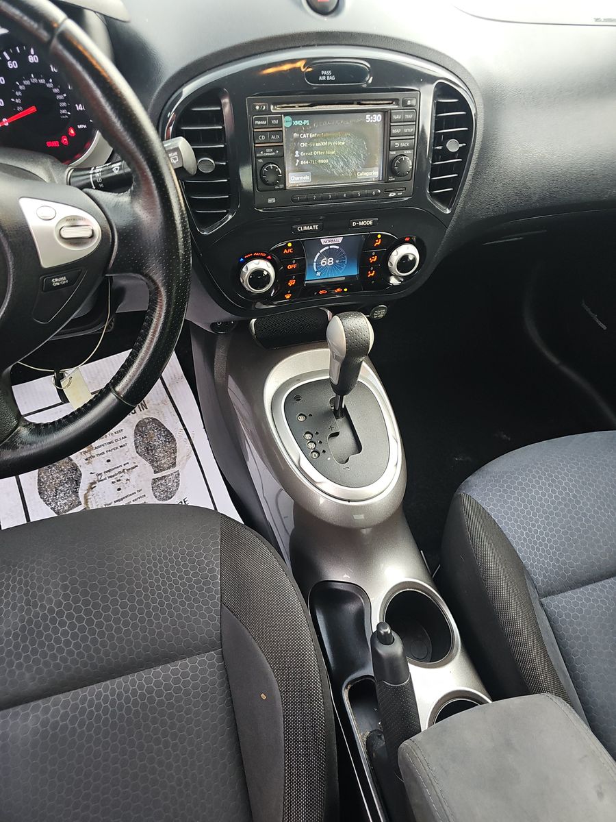 2014 Nissan JUKE SV FWD