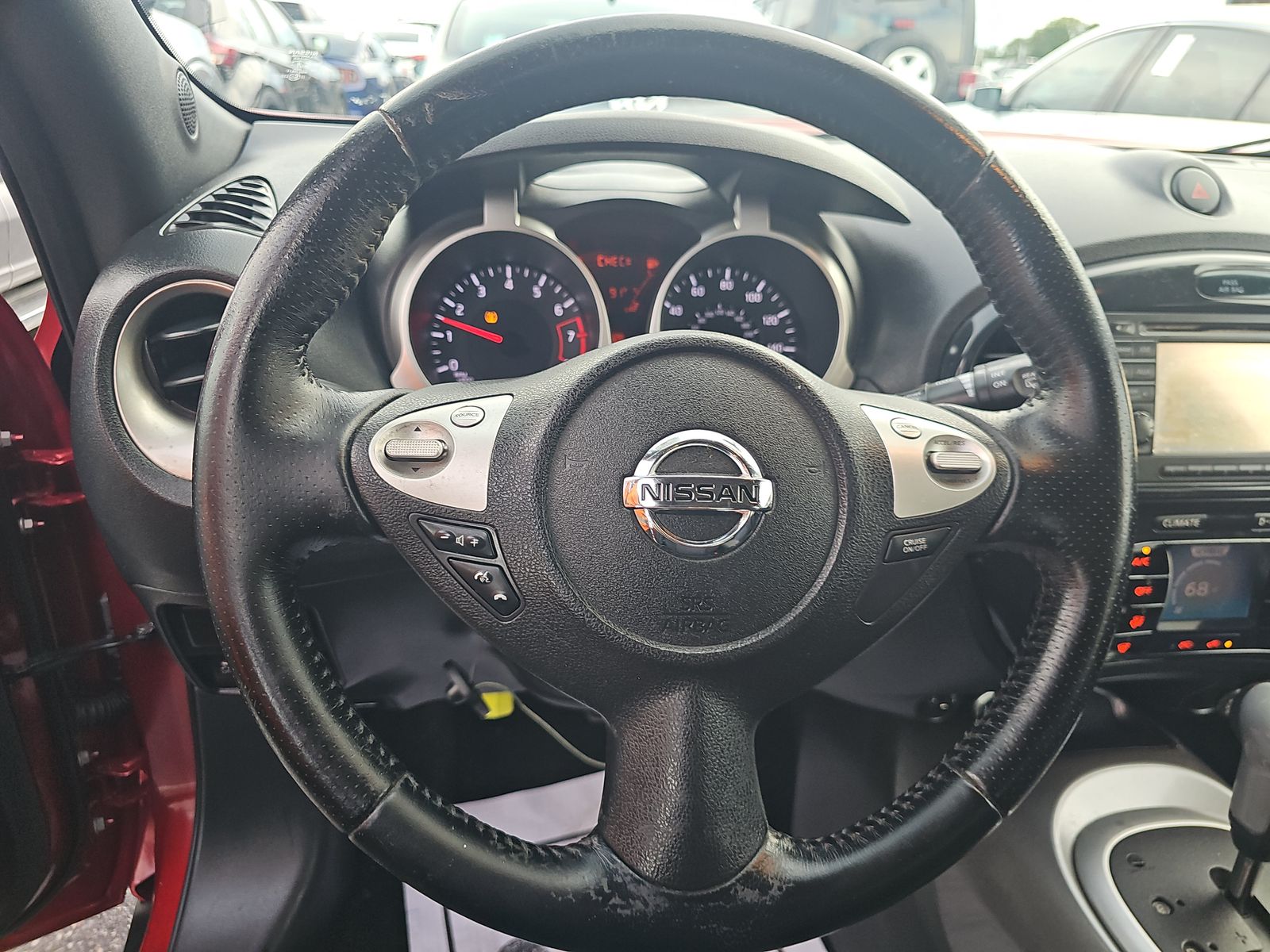 2014 Nissan JUKE SV FWD
